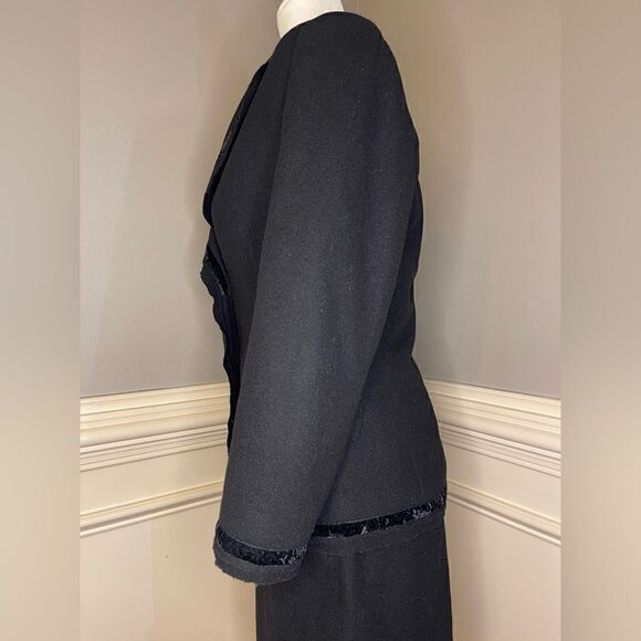 Banana Republic Wool Suit  - Picture 15 of 16